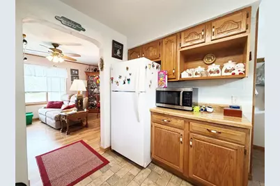 610 W Poplar Avenue, Cameron, WI 54822 - Photo 5
