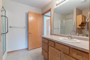 4530 E Robin Meadows Ln, Eau Claire, WI 54701 - Photo 15