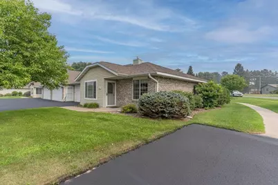 4530 E Robin Meadows Lane, Eau Claire, WI 54701 - Photo 3