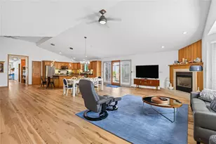 609 Walter St, Spooner, WI 54801 - Photo 7