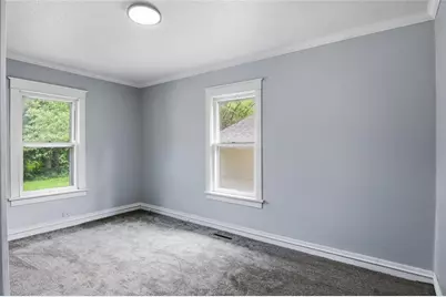 233 Ferry Street, Eau Claire, WI 54703 - Photo 9