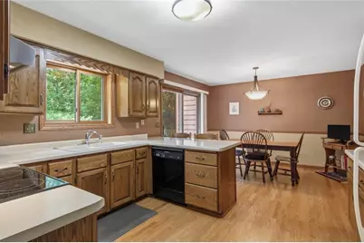 4616 Havenwood Lane, Eau Claire, WI 54701 - Photo 9