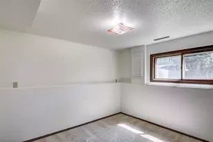 3121 Milton Rd, Eau Claire, WI 54703 - Photo 21
