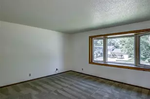 3121 Milton Rd, Eau Claire, WI 54703 - Photo 3