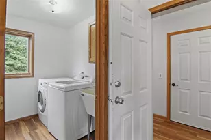 E2090 Cedar Rd, Eau Claire, WI 54701 - Photo 13