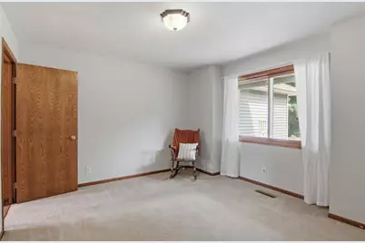 E2090 Cedar Road, Eau Claire, WI 54701 - Photo 15