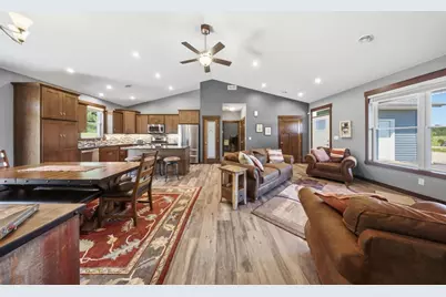 911 67th Avenue, Hudson, WI 54016 - Photo 3