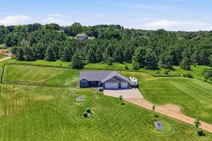 911 67th Ave, Hudson, WI 54016 - Photo 23