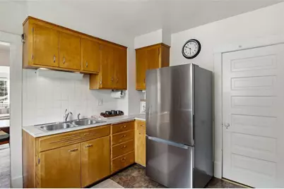 1113 Belmont Avenue, Eau Claire, WI 54701 - Photo 9