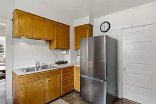 1113 Belmont Ave, Eau Claire, WI 54701 - Photo 9