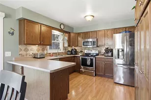 3417 Locust Ln, Eau Claire, WI 54703 - Photo 5