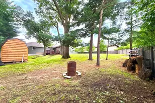 718 Farr Ct, Eau Claire, WI 54701 - Photo 11