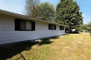 1608 Tainter St, Menomonie, WI 54751 - Photo 35