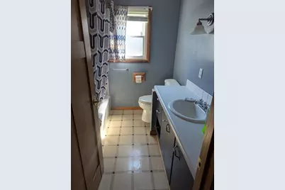 418 E School Street, Thorp, WI 54777 - Photo 7