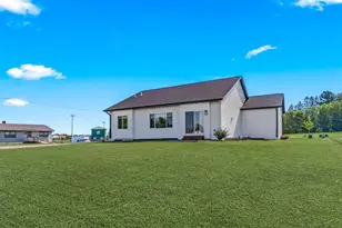 803 S White St, Fall Creek, WI 54742 - Photo 33