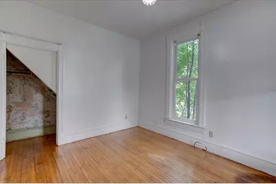 523-525 Bay Street #2, Chippewa Falls, WI 54729 - Photo 5