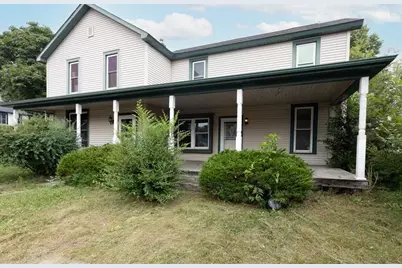 523-525 Bay Street #2, Chippewa Falls, WI 54729 - Photo 1