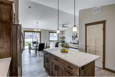 700 Sequoia Drive, Altoona, WI 54720 - Photo 11
