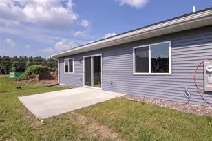 700 Sequoia Dr, Altoona, WI 54720 - Photo 29