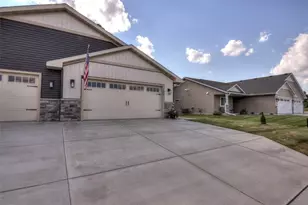 1599 Kyler St, Altoona, WI 54720 - Photo 45
