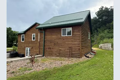 199 State Highway 27, Cashton, WI 54619 - Photo 5
