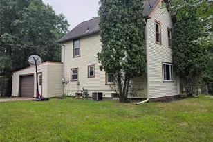 1015 Sheridan Rd, Eau Claire, WI 54703 - Photo 1