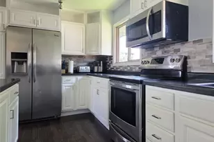 510 Skyview Ave, Cameron, WI 54822 - Photo 3