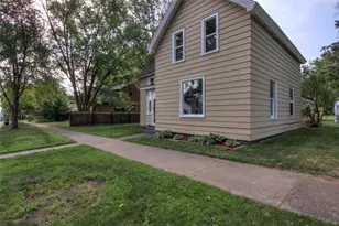 317 Stanley St, Chippewa Falls, WI 54729 - Photo 37