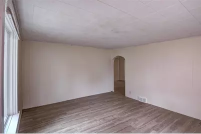317 Stanley Street, Chippewa Falls, WI 54729 - Photo 3