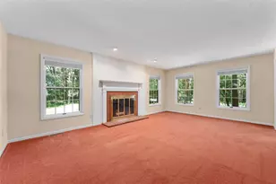 137 Canterbury Rd, Eau Claire, WI 54701 - Photo 5