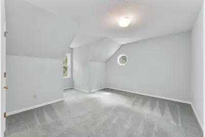 137 Canterbury Road, Eau Claire, WI 54701 - Photo 25