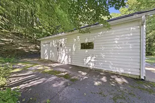 137 Canterbury Rd, Eau Claire, WI 54701 - Photo 27