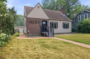 311 W Spruce St, Chippewa Falls, WI 54729 - Photo 3