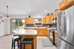 403 Brookshire Ct, Altoona, WI 54720 - Photo 13