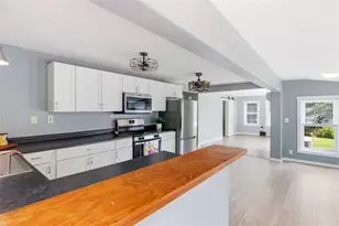 2634 S Slope Terrace, Eau Claire, WI 54703 - Photo 13