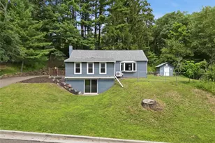 2634 S Slope Terrace, Eau Claire, WI 54703 - Photo 5
