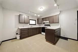 126 W Cedar St, Chippewa Falls, WI 54729 - Photo 11