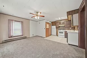 126 W Cedar St, Chippewa Falls, WI 54729 - Photo 27