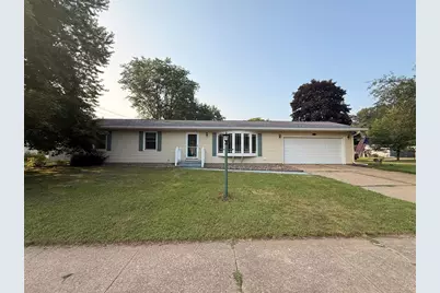 1470 Cummings Avenue, Eau Claire, WI 54701 - Photo 1