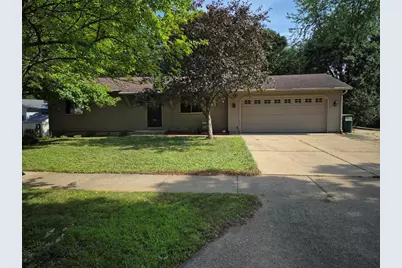 809 Kimberly Drive, Eau Claire, WI 54703 - Photo 1