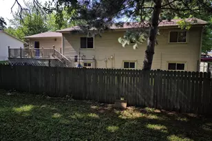 809 Kimberly Dr, Eau Claire, WI 54703 - Photo 5