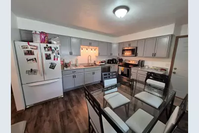 809 Kimberly Drive, Eau Claire, WI 54703 - Photo 11