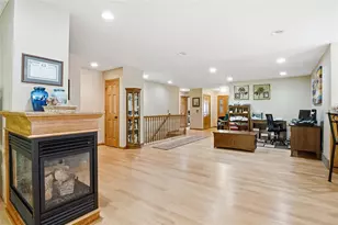 2615 E Princeton Ave, Eau Claire, WI 54703 - Photo 13