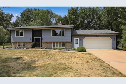 1238 Dogwood Drive, Eau Claire, WI 54701 - Photo 1