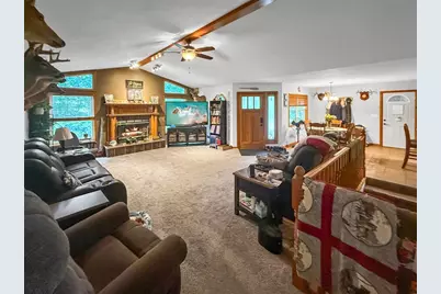 3310 Remington Road, Eau Claire, WI 54703 - Photo 9