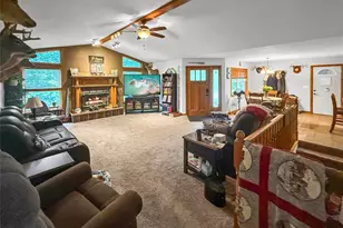 3310 Remington Rd, Eau Claire, WI 54703 - Photo 9