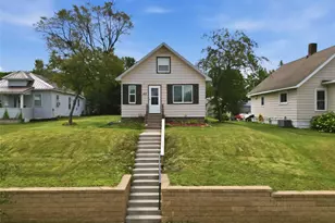 1815 Omaha St, Eau Claire, WI 54703 - Photo 5