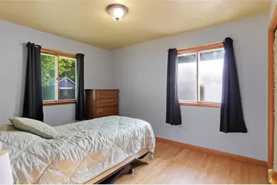 904 E Lexington Boulevard, Eau Claire, WI 54701 - Photo 21