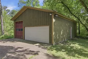 3153 Deerfield Rd, Eau Claire, WI 54701 - Photo 3