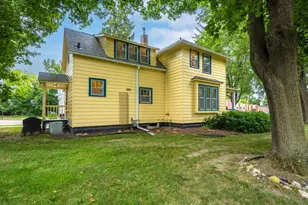 235 W 3rd St, New Richmond, WI 54017 - Photo 5